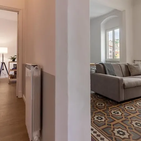 Palazzo Liberty - Mytouristhome Apartmán